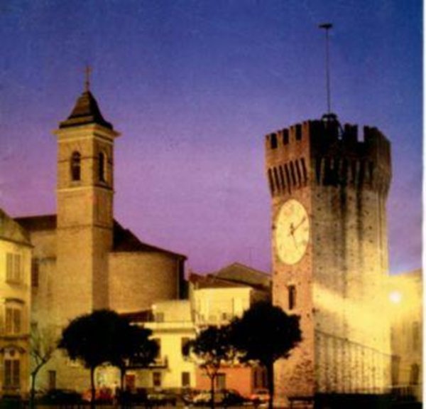 locale commerciale in affitto a San Benedetto del Tronto