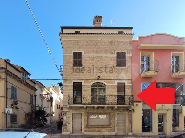 intera palazzina in affitto a San Benedetto del Tronto