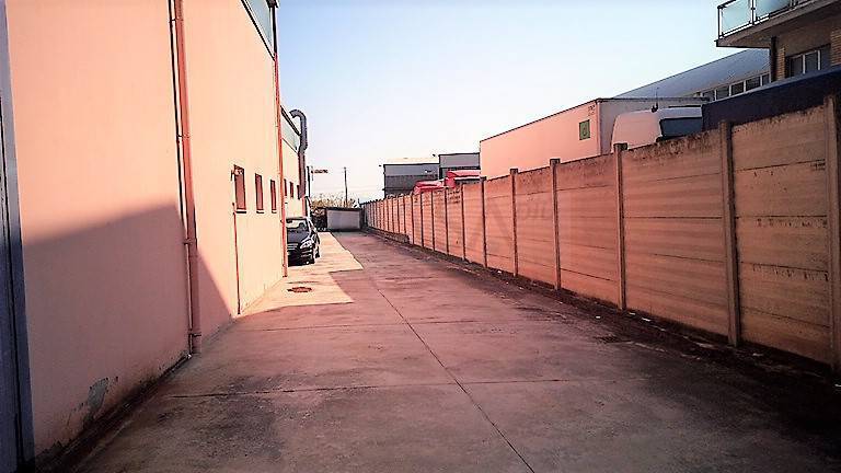 locale commerciale in affitto a San Benedetto del Tronto