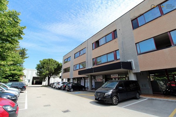 appartamento in affitto a San Benedetto del Tronto in zona Sentina