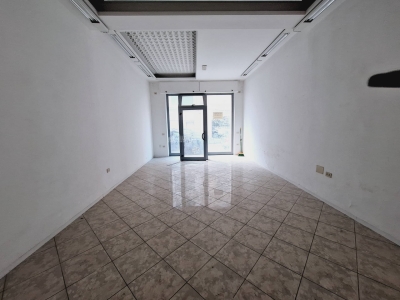 negozio in affitto a San Benedetto del Tronto
