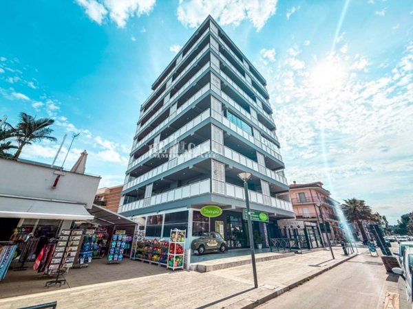appartamento in affitto a San Benedetto del Tronto in zona Sentina
