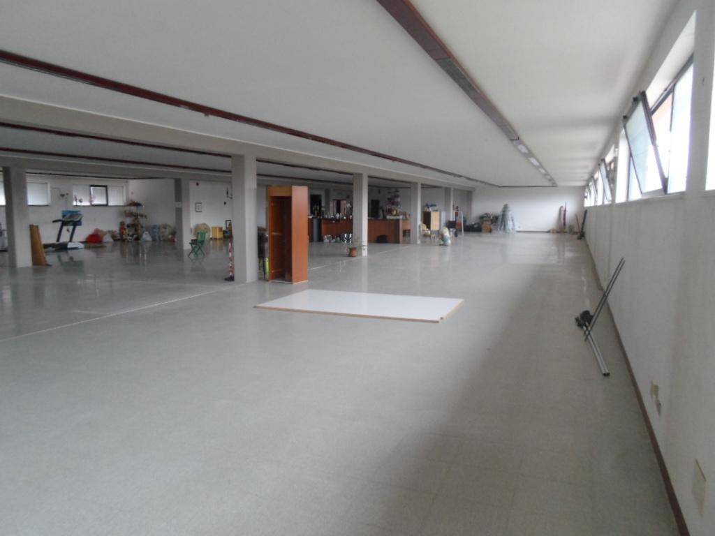 negozio in affitto a San Benedetto del Tronto