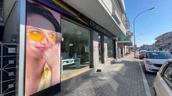 locale commerciale in affitto a San Benedetto del Tronto