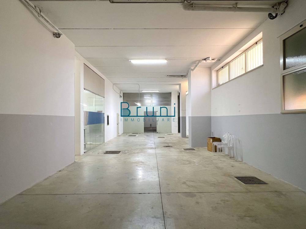 locale di sgombero in affitto a San Benedetto del Tronto