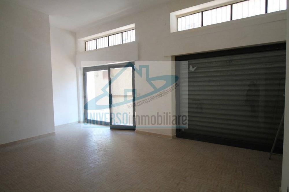 locale commerciale in affitto a San Benedetto del Tronto
