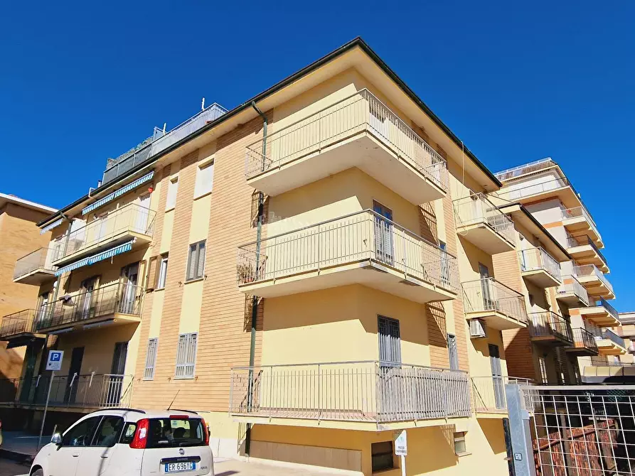 appartamento in affitto a San Benedetto del Tronto in zona Sentina