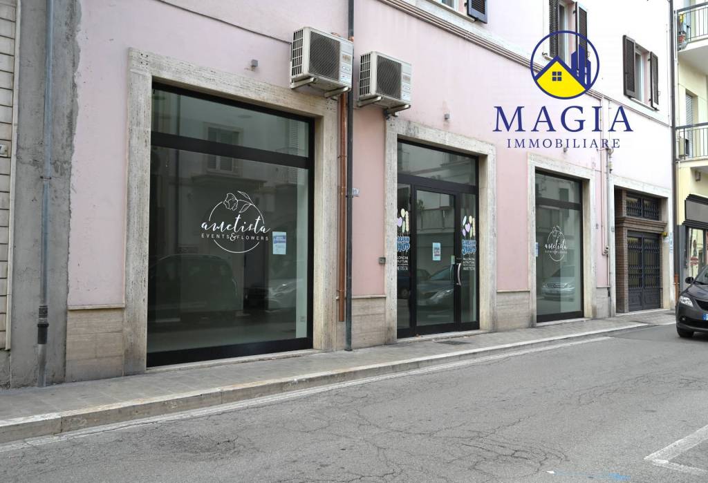 negozio in affitto a San Benedetto del Tronto