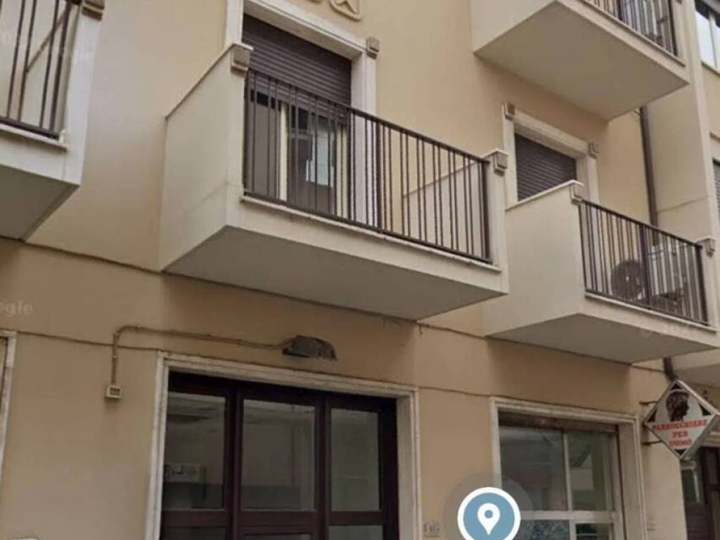 negozio in affitto a San Benedetto del Tronto