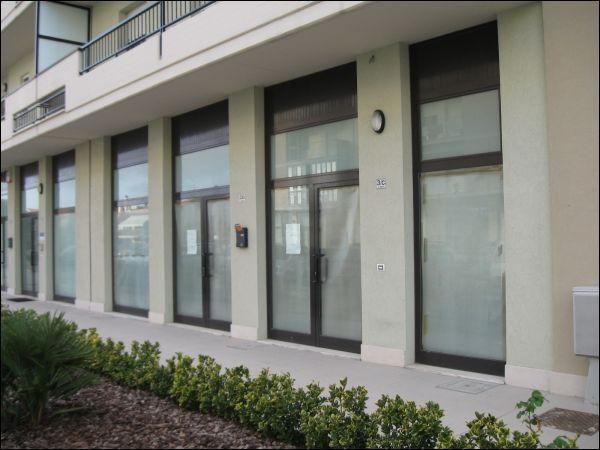 negozio in affitto a San Benedetto del Tronto