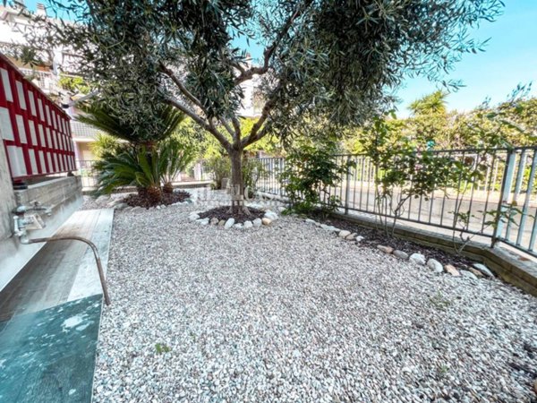 appartamento in affitto a San Benedetto del Tronto in zona Sentina