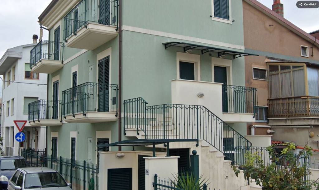 appartamento in affitto a San Benedetto del Tronto in zona Sentina