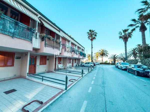 appartamento in affitto a San Benedetto del Tronto in zona Sentina