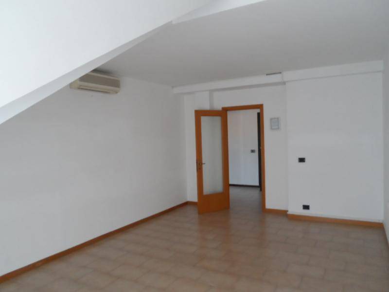 ufficio in affitto a San Benedetto del Tronto