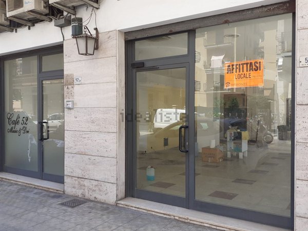 locale commerciale in affitto a San Benedetto del Tronto
