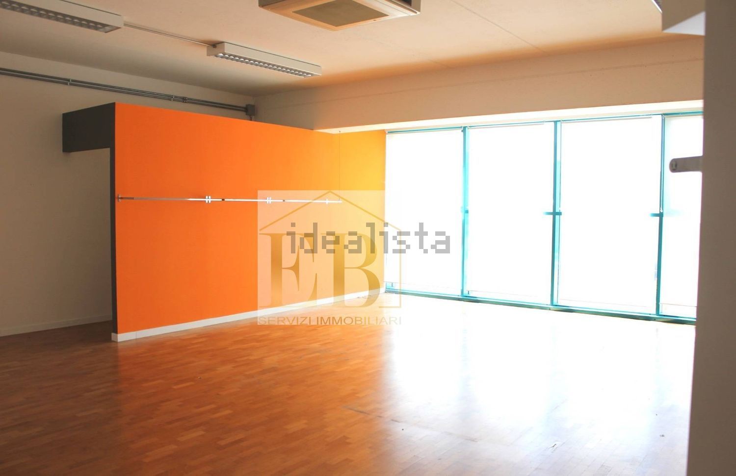 locale commerciale in affitto a San Benedetto del Tronto