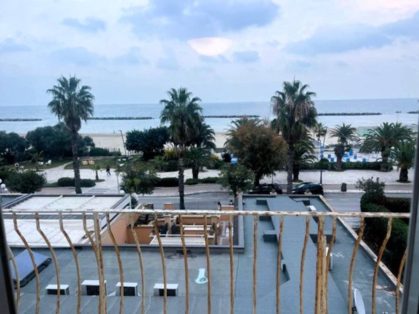 appartamento in affitto a San Benedetto del Tronto in zona Sentina