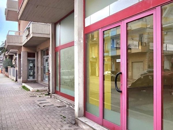 negozio in affitto a San Benedetto del Tronto