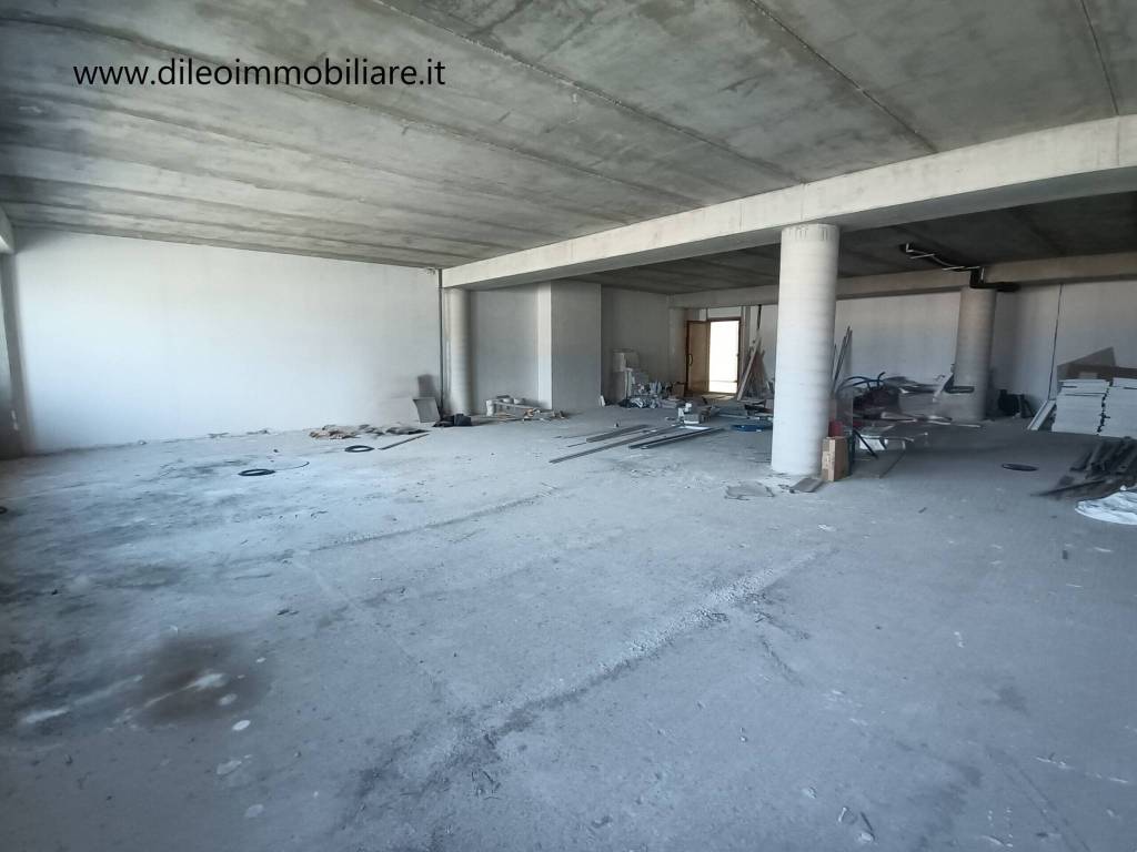 negozio in affitto a San Benedetto del Tronto