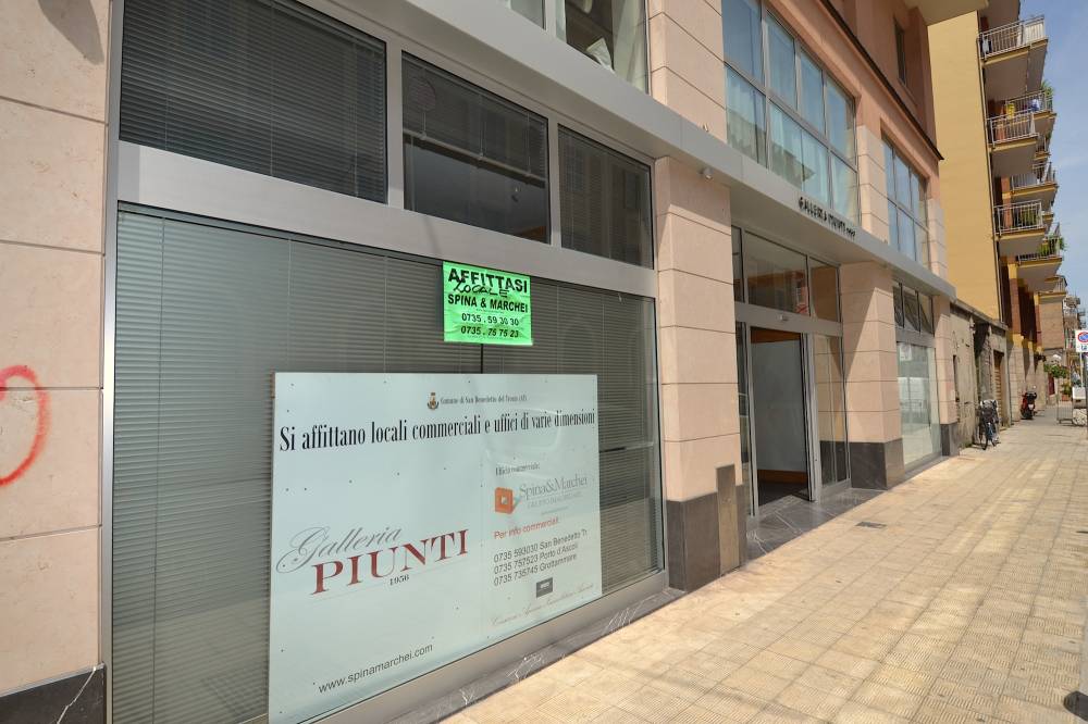 locale commerciale in affitto a San Benedetto del Tronto