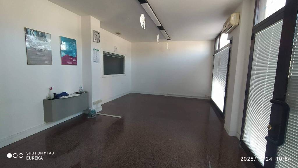 negozio in affitto a San Benedetto del Tronto