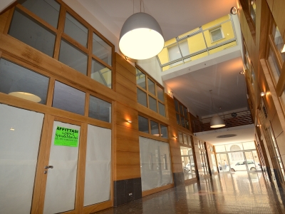 locale commerciale in affitto a San Benedetto del Tronto