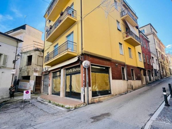 negozio in affitto a San Benedetto del Tronto