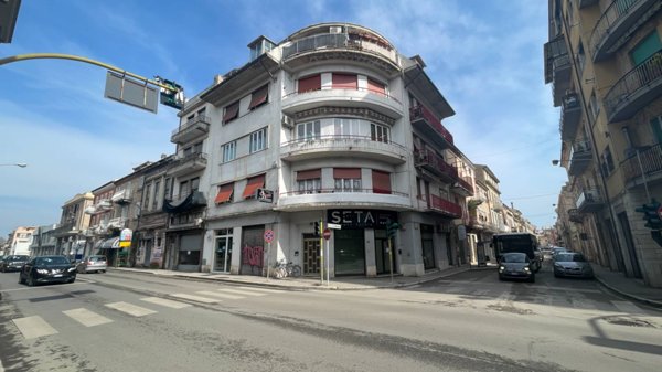 locale commerciale in affitto a San Benedetto del Tronto
