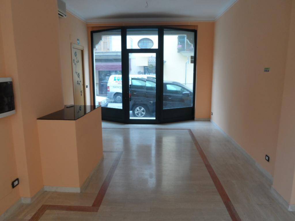 negozio in affitto a San Benedetto del Tronto