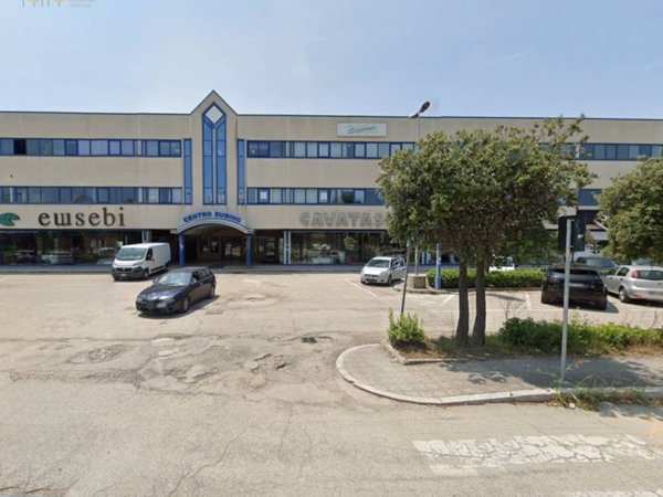 negozio in affitto a San Benedetto del Tronto
