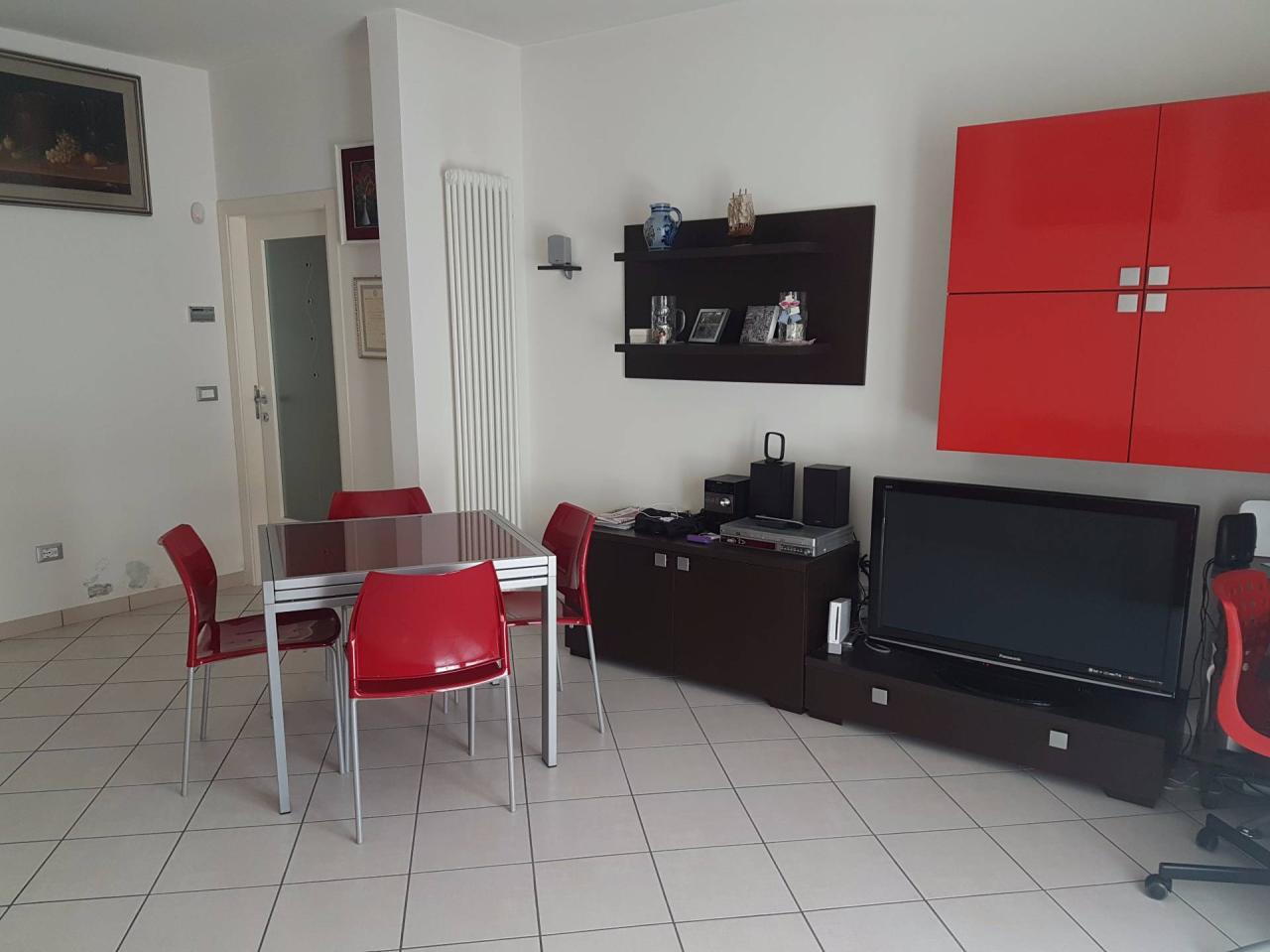 appartamento in affitto a San Benedetto del Tronto in zona Sentina