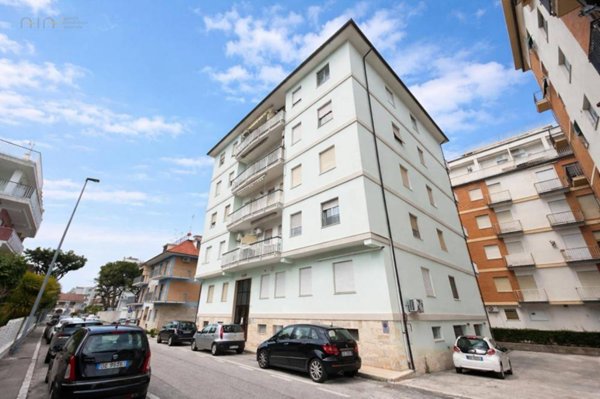 appartamento in affitto a San Benedetto del Tronto in zona Sentina