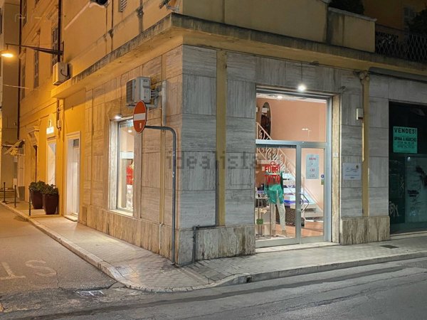 locale commerciale in affitto a San Benedetto del Tronto