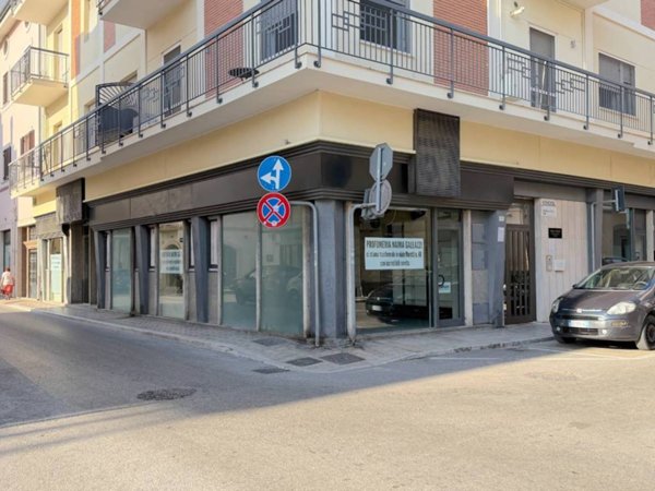 negozio in affitto a San Benedetto del Tronto