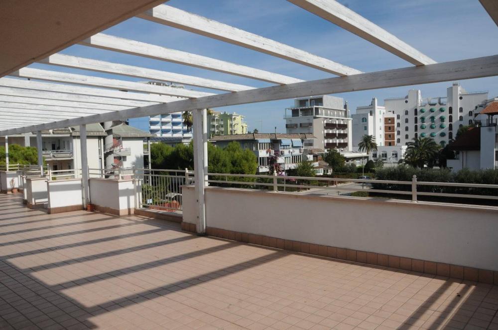 appartamento in affitto a San Benedetto del Tronto in zona Sentina