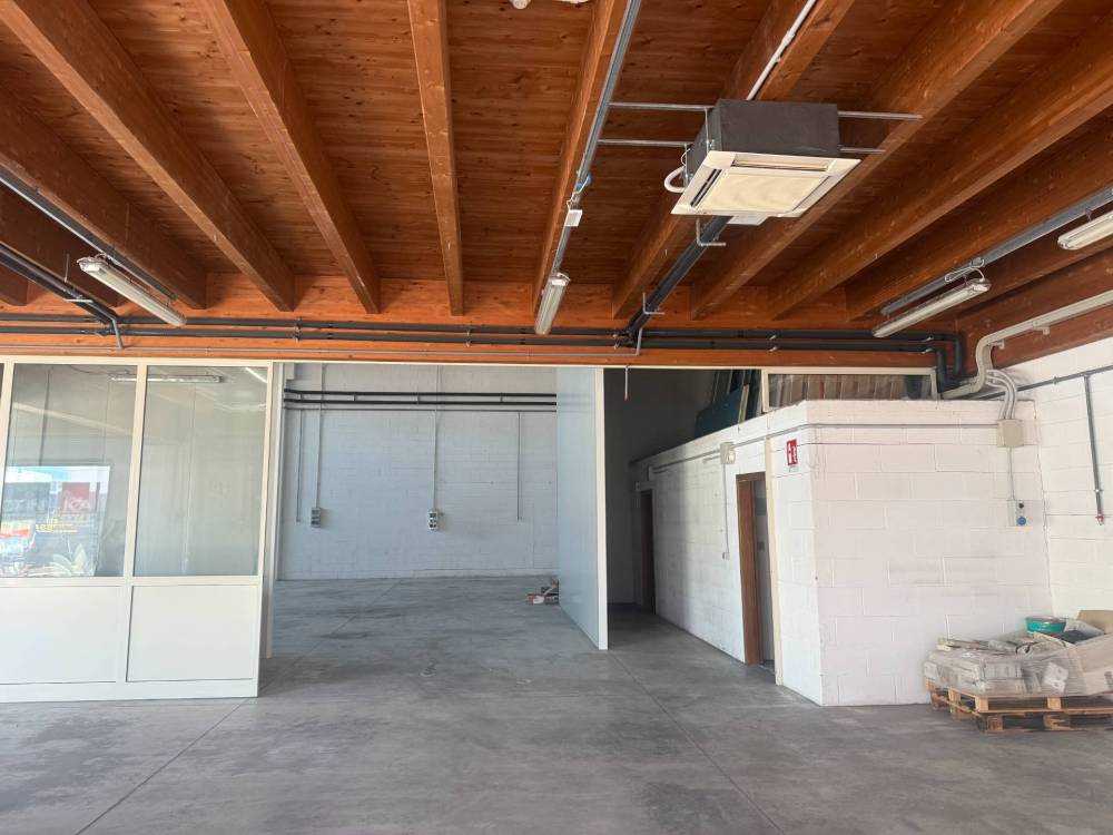 locale commerciale in affitto a San Benedetto del Tronto