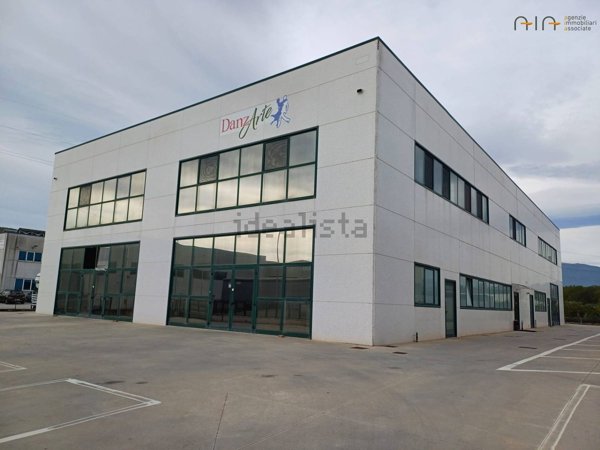 locale commerciale in affitto a Spinetoli in zona Pagliare