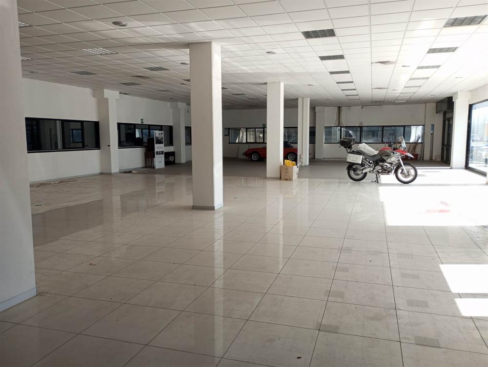 locale commerciale in affitto ad Aulla