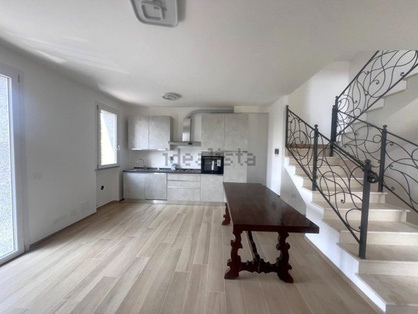 casa indipendente in affitto ad Aulla