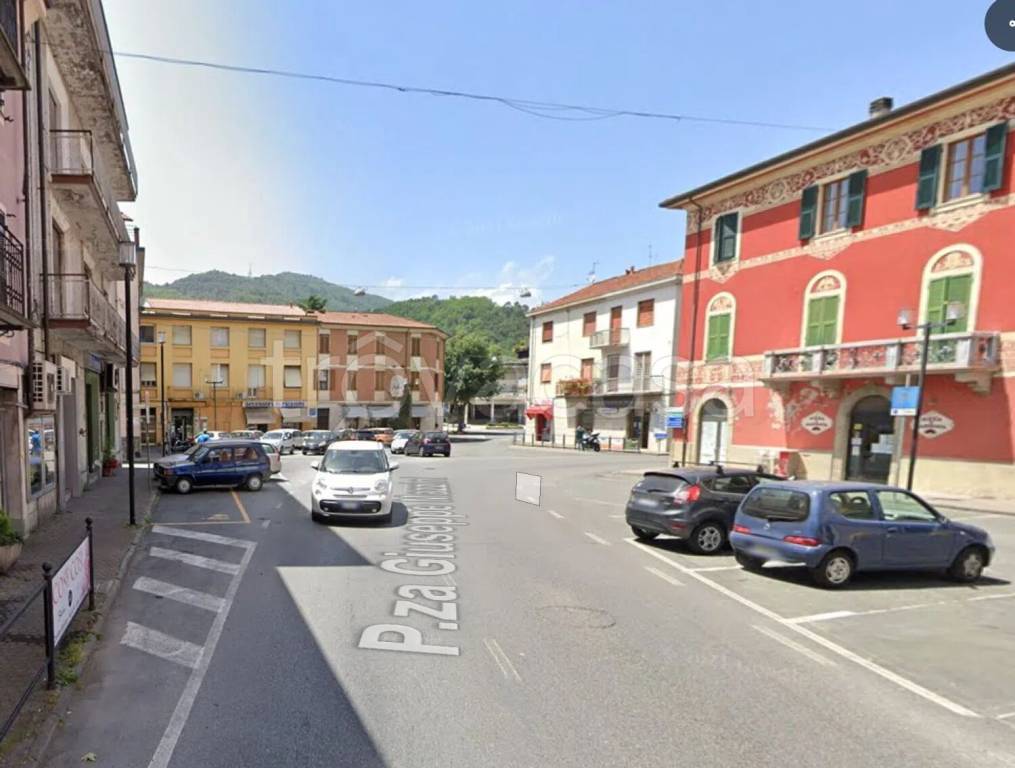 negozio in affitto ad Aulla