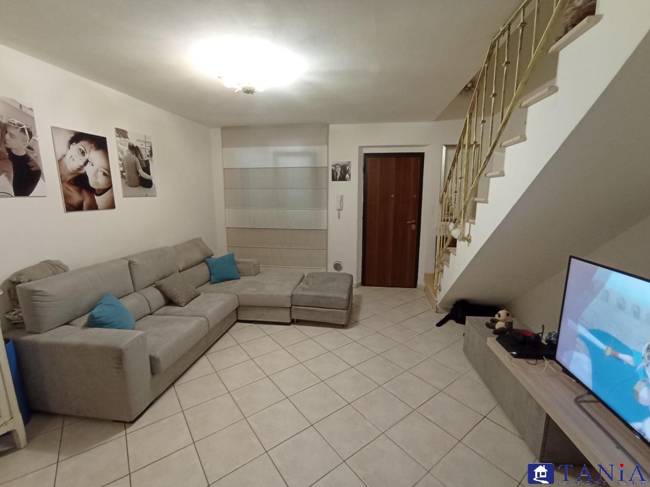 appartamento in affitto a Carrara in zona Marina di Carrara