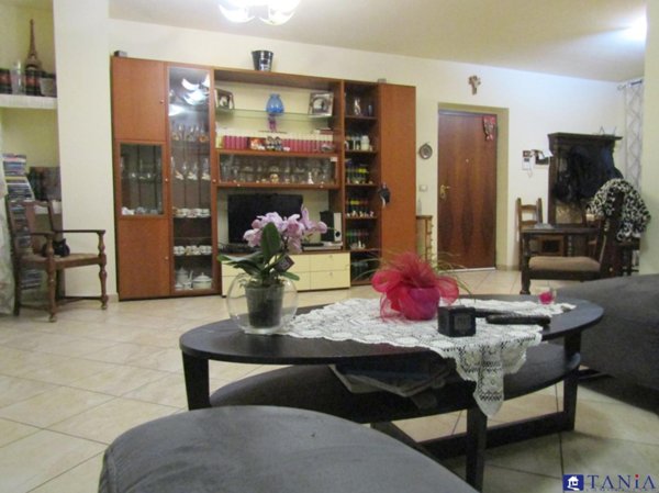 camera singola in affitto a Carrara in zona Avenza