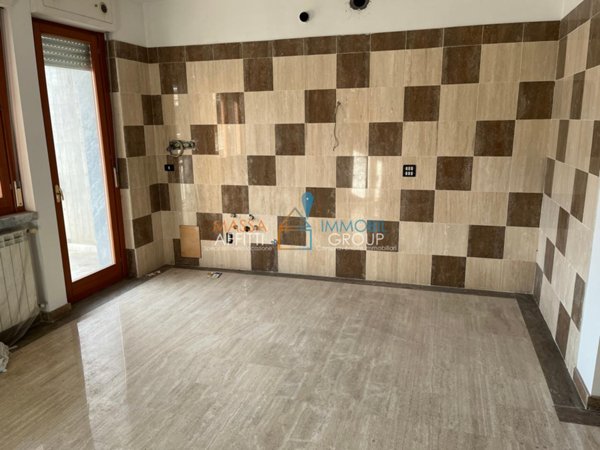 appartamento in affitto a Carrara in zona Marina di Carrara