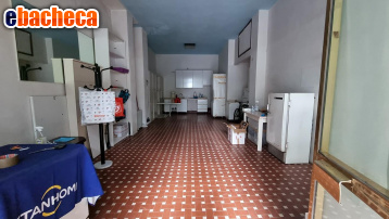 locale commerciale in affitto a Carrara in zona Gildona