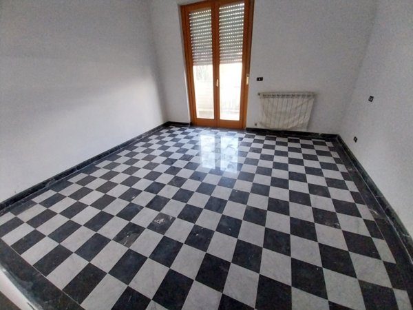 appartamento in affitto a Carrara in zona Marina di Carrara