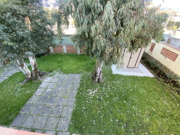 casa indipendente in affitto a Carrara in zona Marina di Carrara