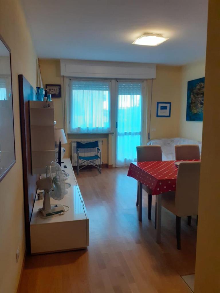 appartamento in affitto a Carrara in zona Marina di Carrara