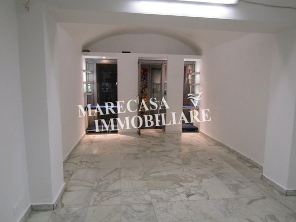 locale commerciale in affitto a Carrara in zona Centro Città
