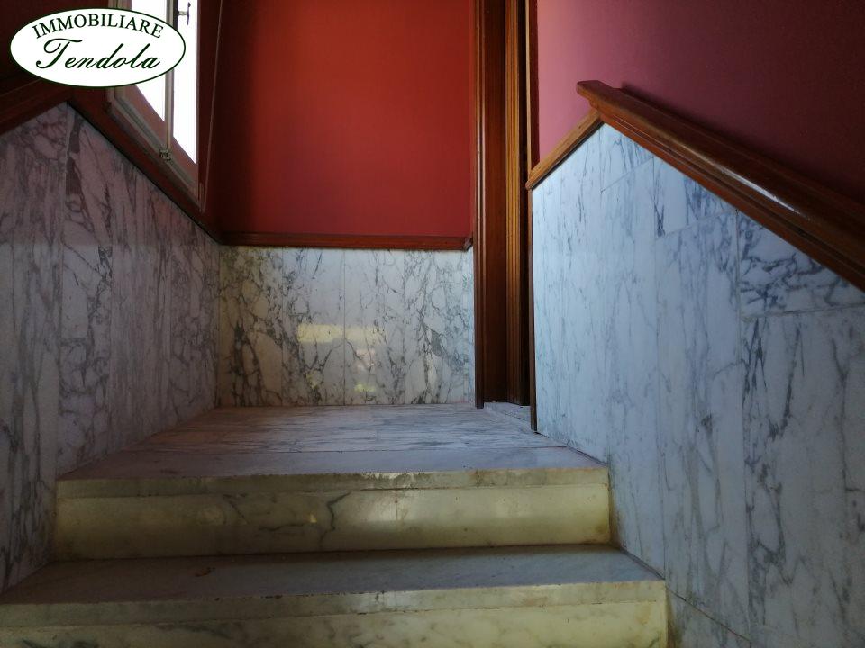 casa indipendente in affitto a Carrara