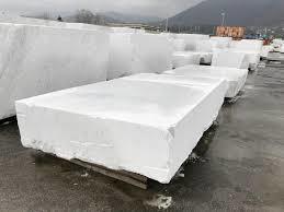 locale commerciale in affitto a Carrara
